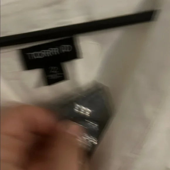 Torrid White Sleeveless Relaxed Blouse- NWT - Picture 5 of 11